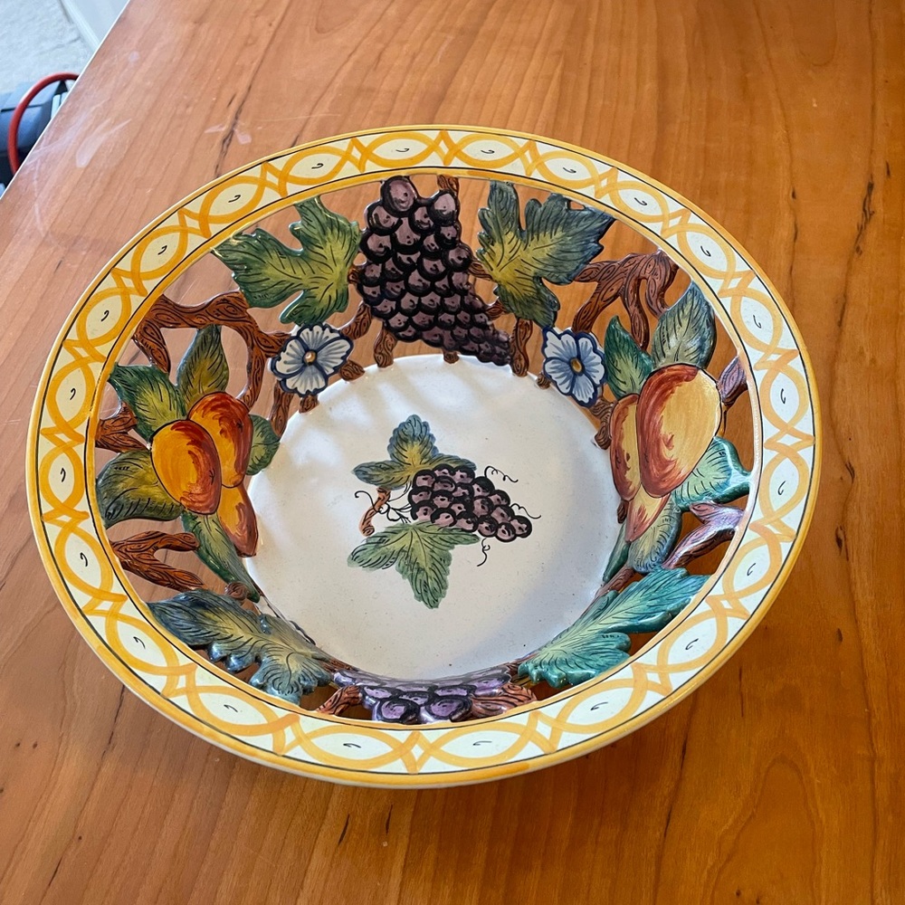 Faiencerie d’art de Malicorne France bowl